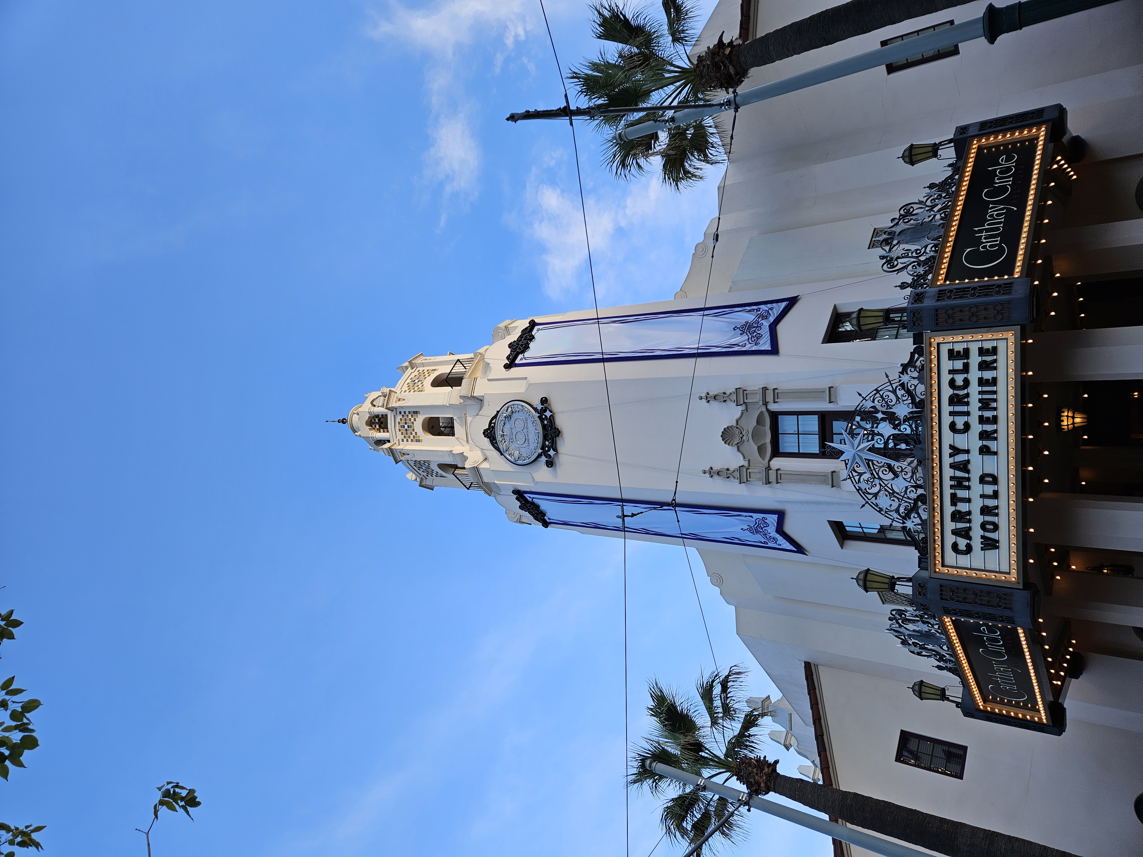 Photo of Carthay Circle at Disney California Adventure taken with Samsung Galaxy S23